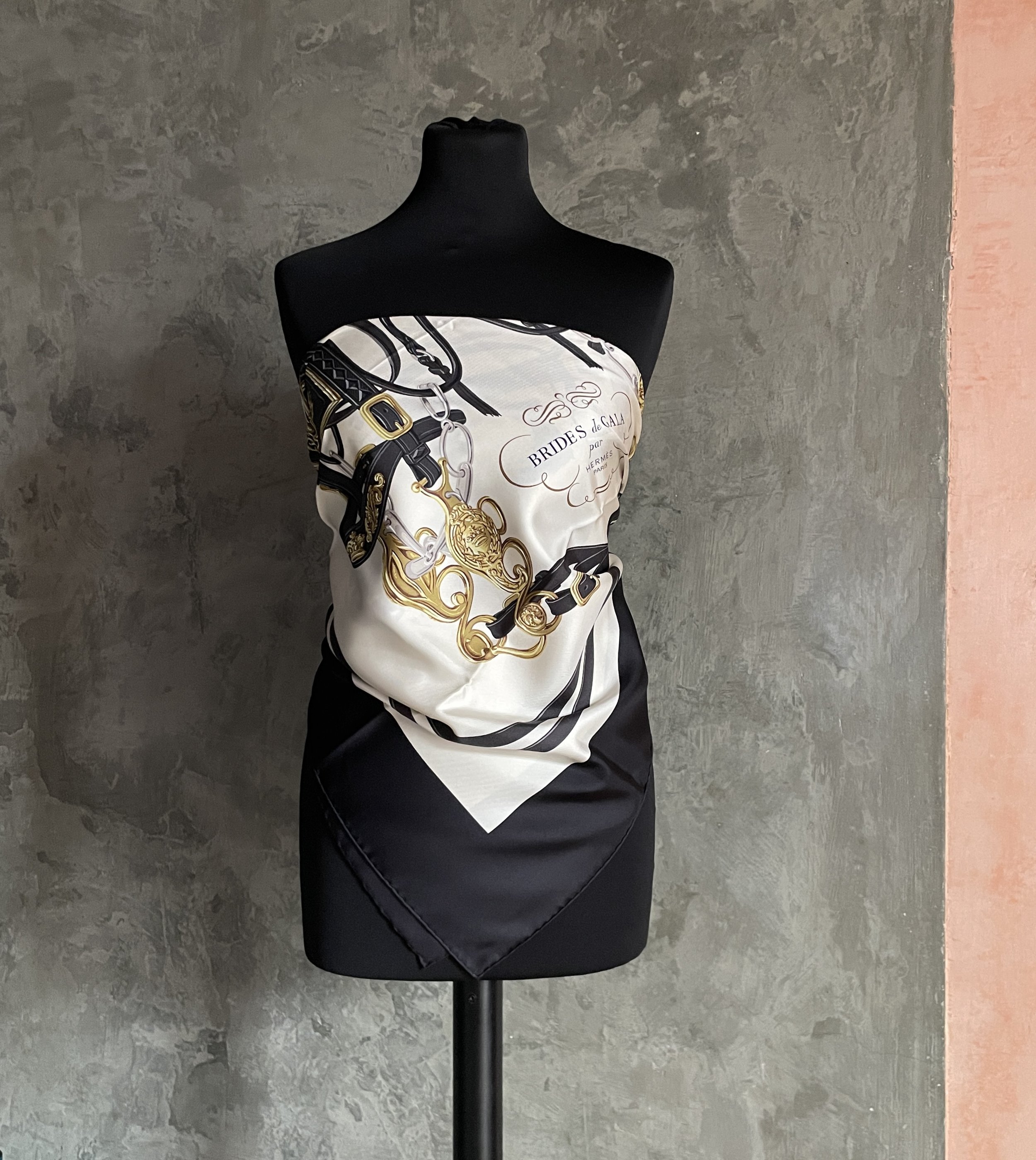 Hermès Brides de Gala Carré