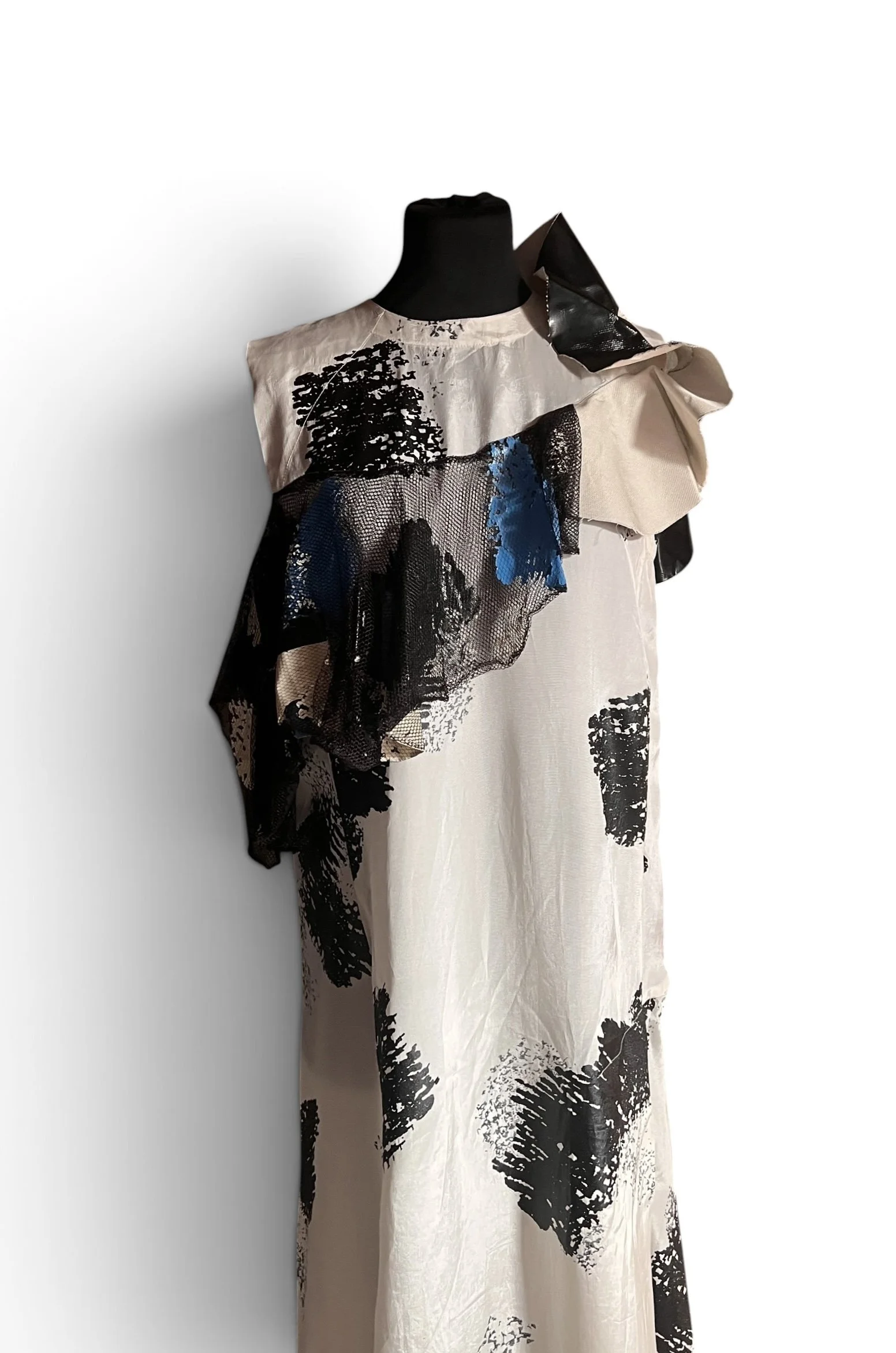 Togaarchivesdress8.jpg