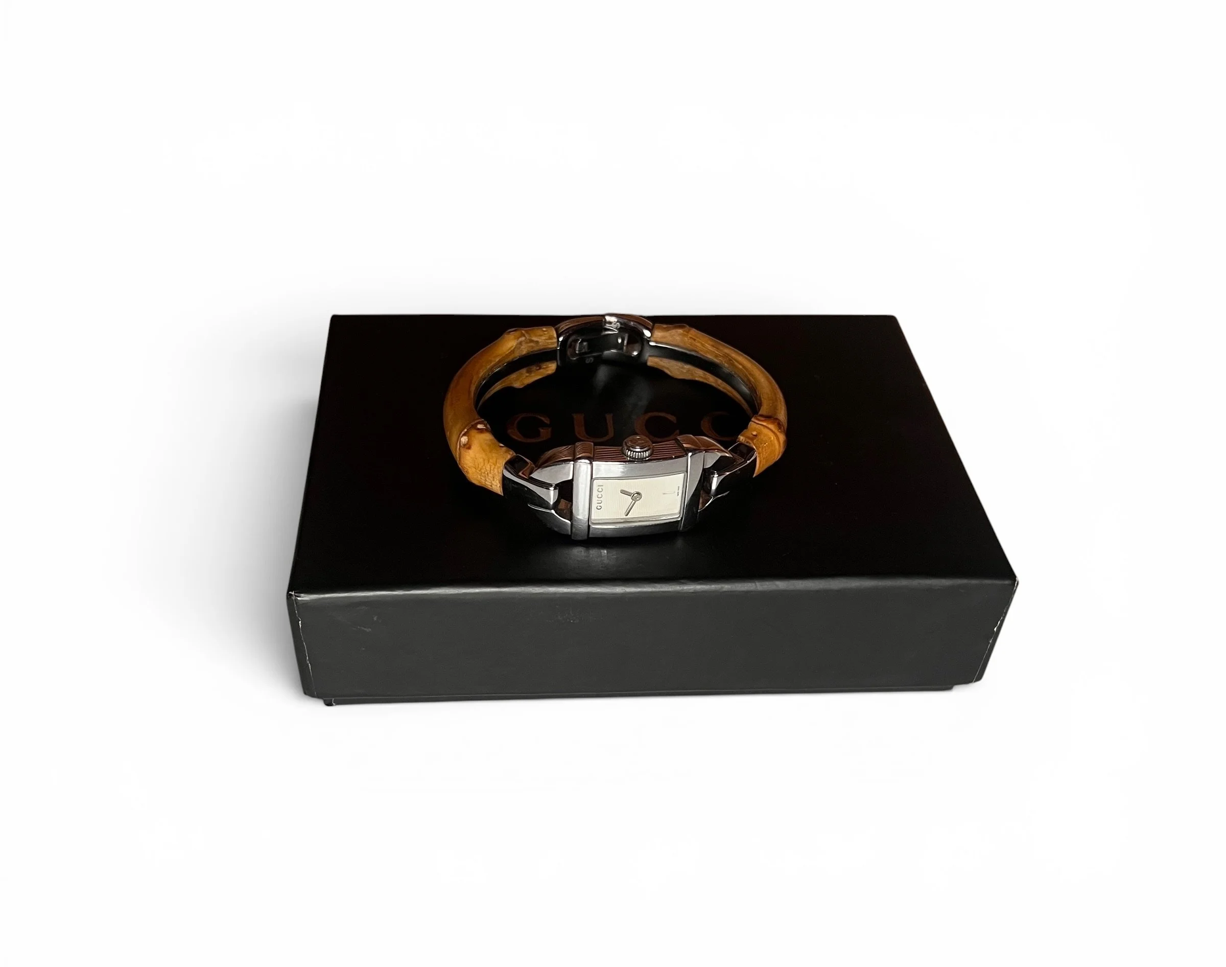 Guccibamboowatch9.jpg