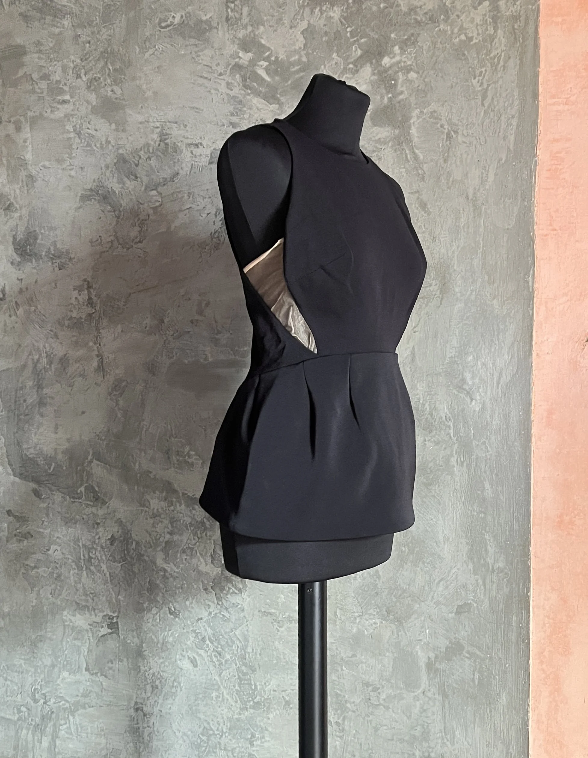 Stella McCartney Pre-Fall 2012 Sleeveless Peplum Top