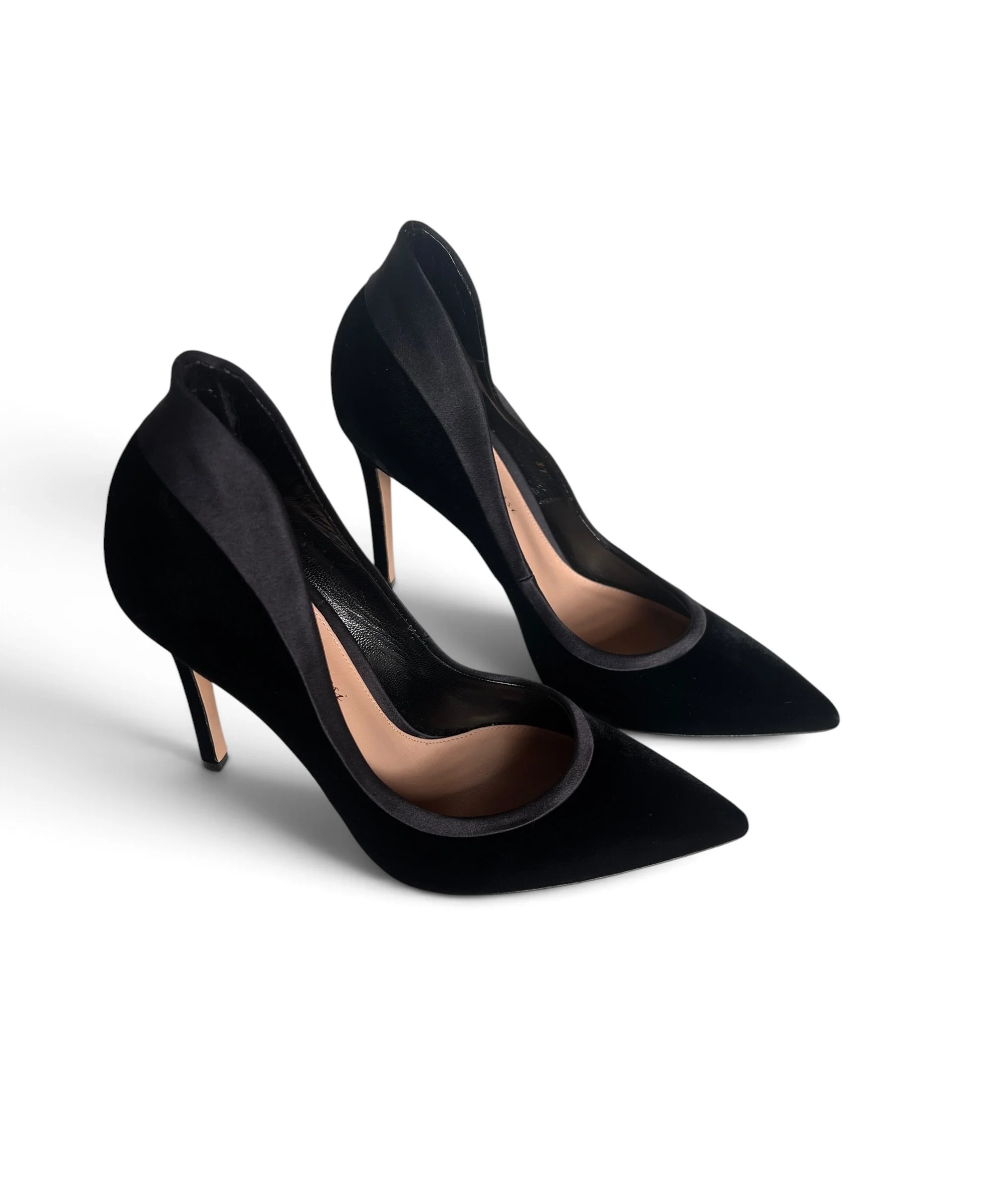 Gianvito Rossi Black Tuxedo Velvet Pumps