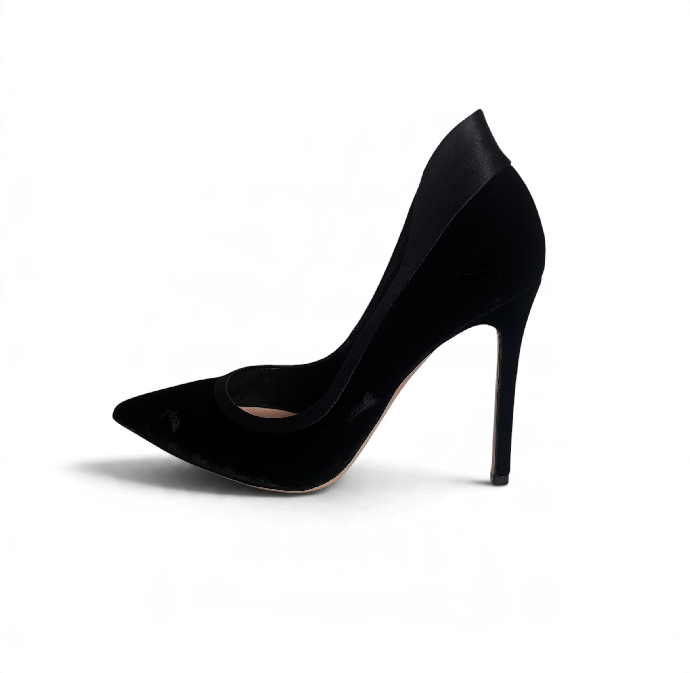 Gianvito Rossi Black Tuxedo Velvet Pumps