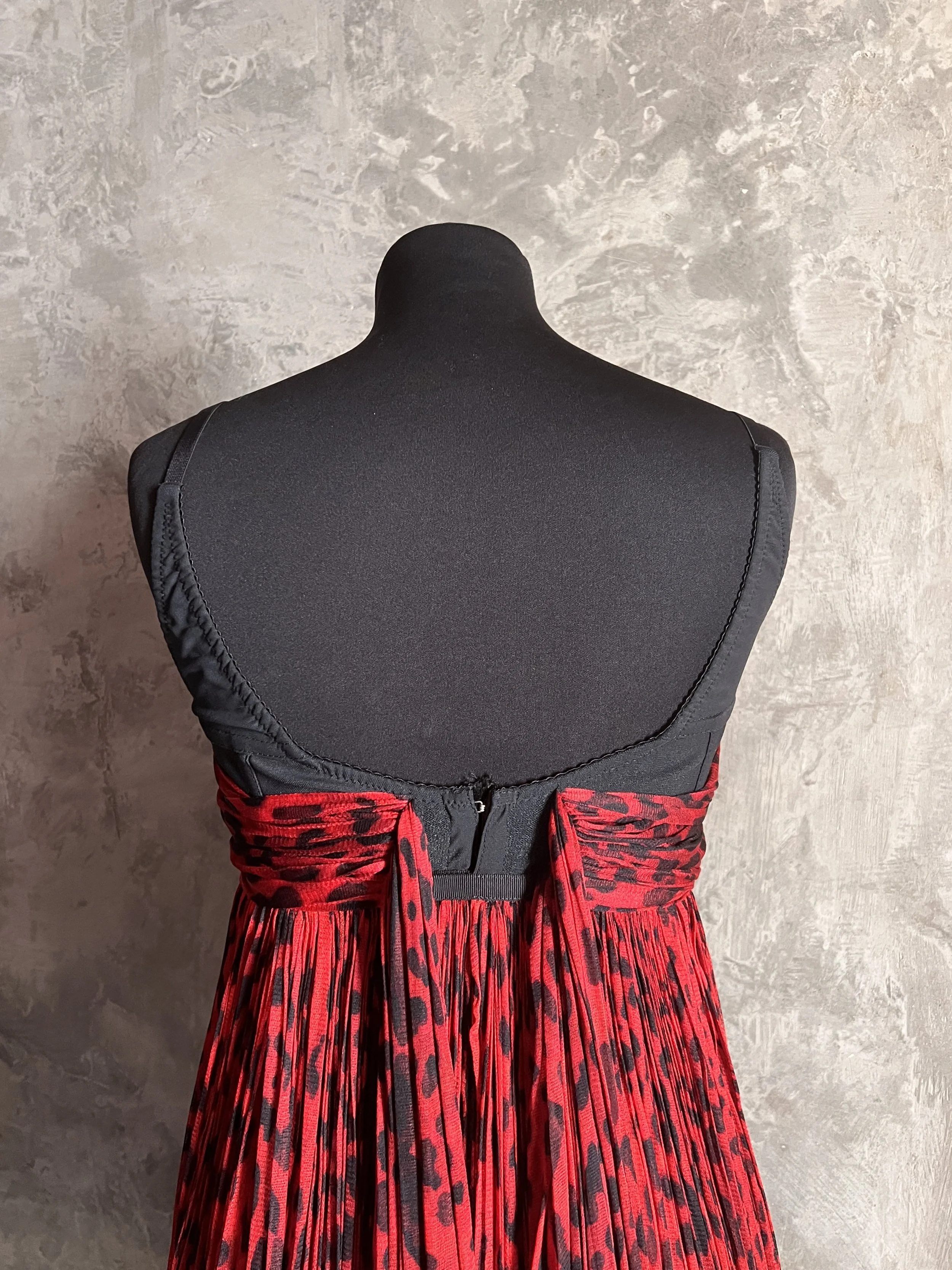 Dolce & Gabbana SS 2010 Runway Leopard Print Dress