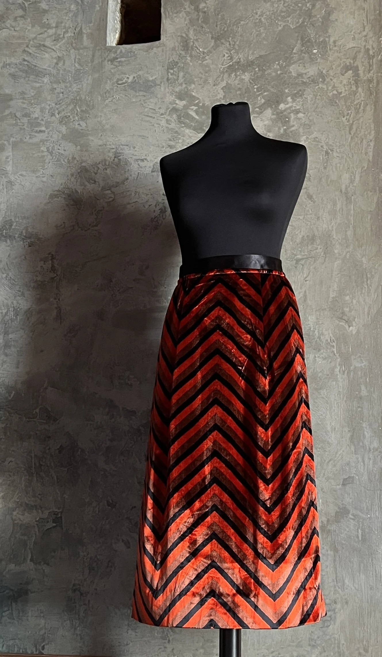 Marc by Marc Jacobs Fall 2011 Chevron Midi Skirt