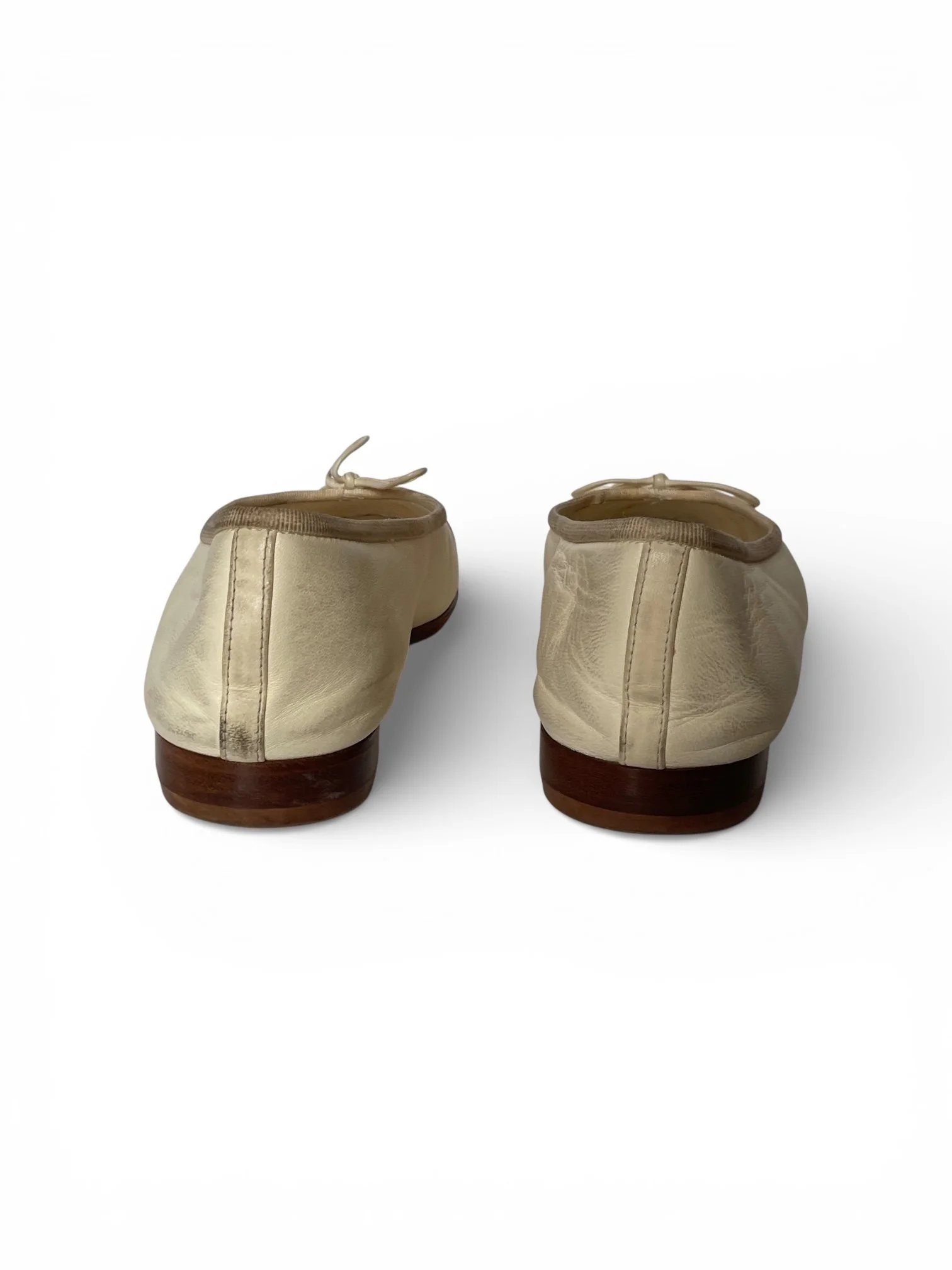 Chanel Bi-color Beige Ballet Flats.4.JPG