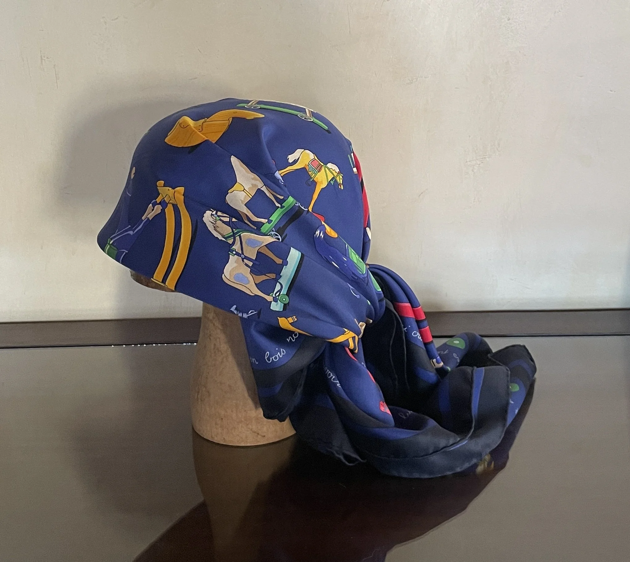 Hermès Vintage Carré “Raconte moi le cheval”