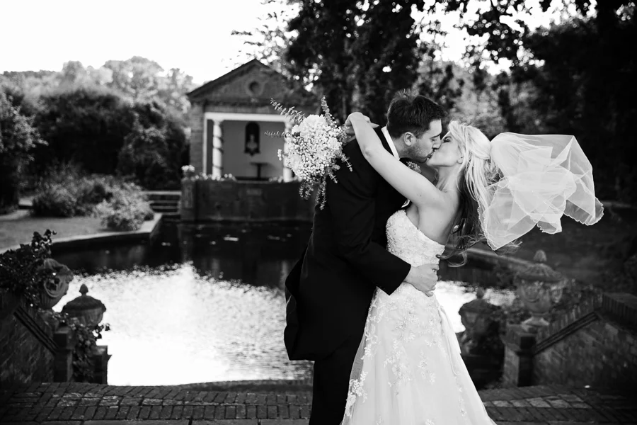 Hertfordshire Lakeside Wedding Photography - Francesca &amp; Daniel get married at Micklefield Hall