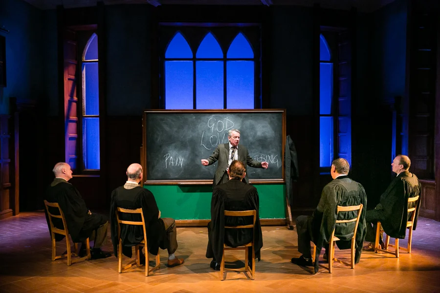shadowlands-uk-theatre-tour-2016-photos 02