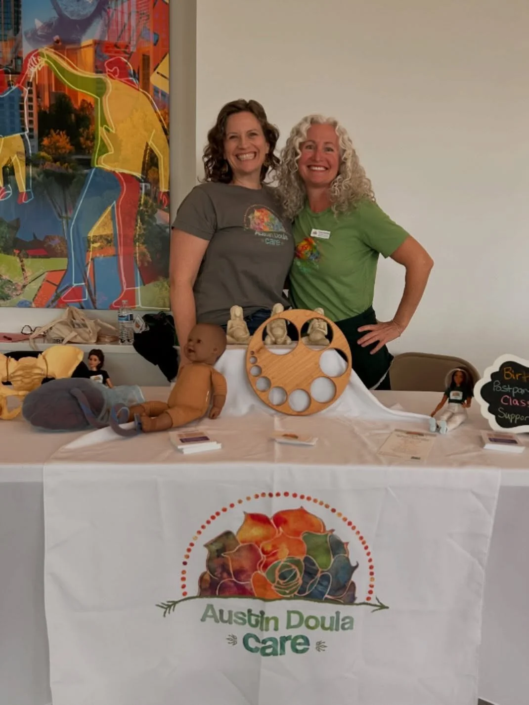 We had such a great time at @texaschildrensatx today with @centxdoulas and the Birth and Parenting Expo!!! So many families came by to learn about all of our classes and groups (and of course doulas!!) and Kim got to speak on the panel about lactatio