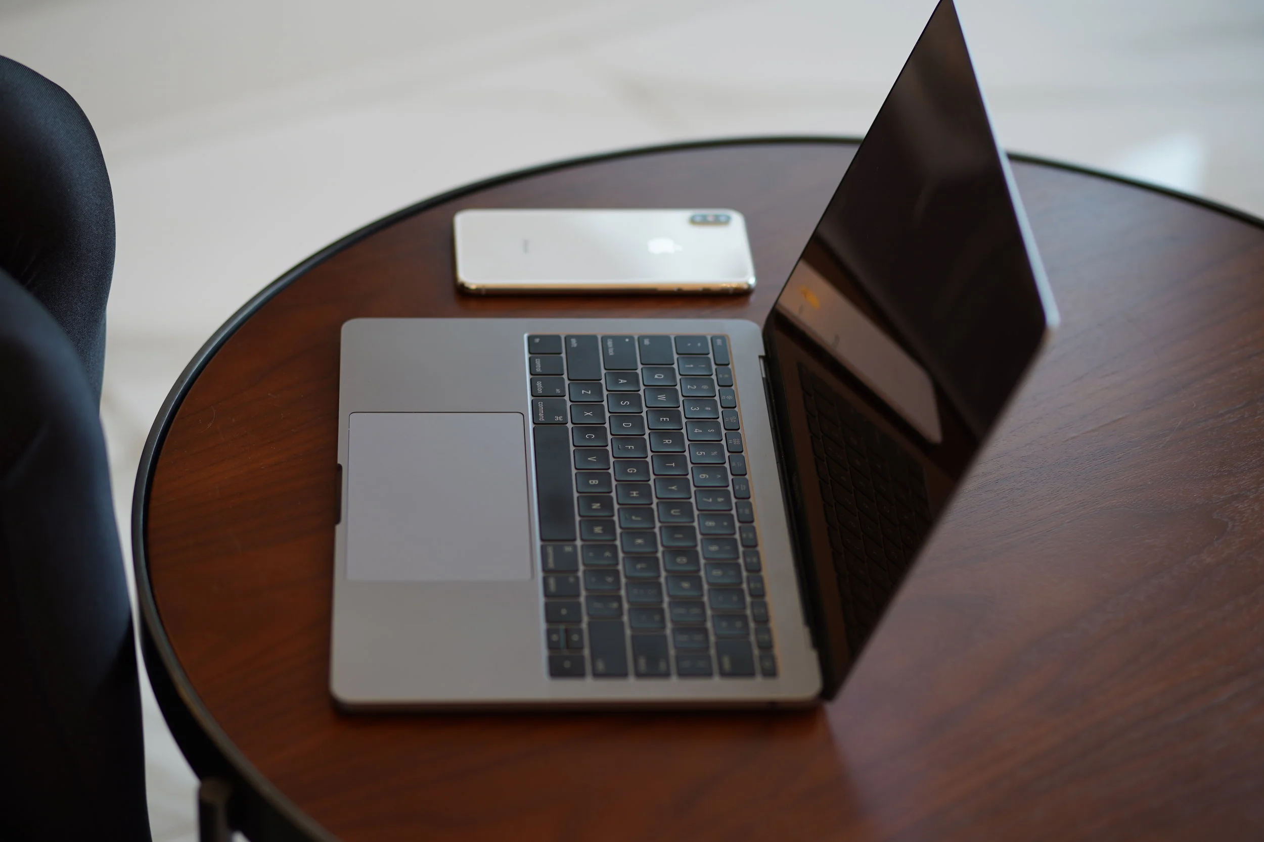 Elle est spécialisée en eCommerce et Facebook Ads.