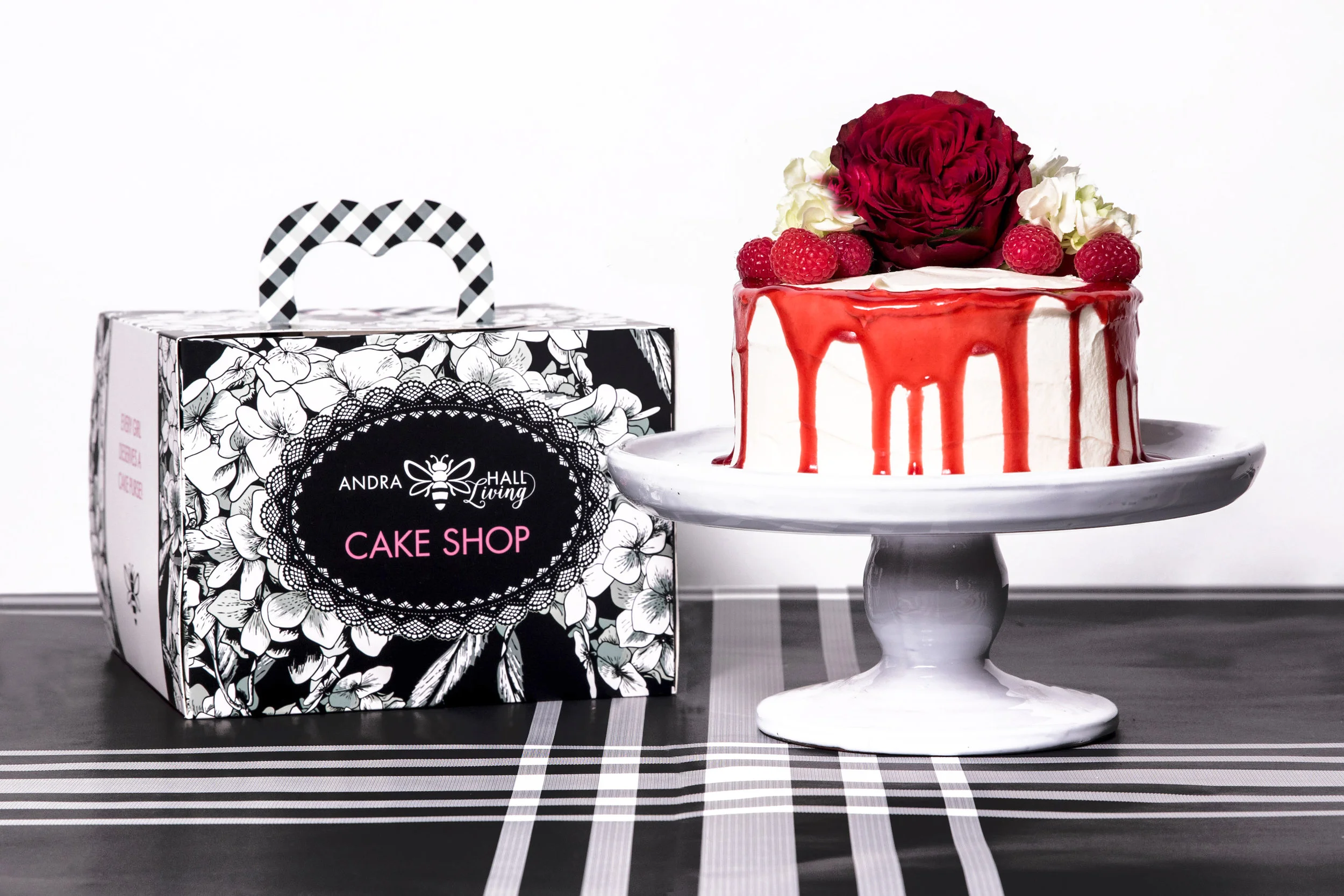 Cake + Box 6.jpg