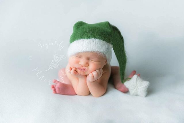 Cloudy Friday&rsquo;s are the perfect days for naps☁️ :shot during internship with CMP Studios .
.
.
.
.  #clickpro #happydays #shootandshare #letthembelittle #newbornphotographer #celebrate_childhood #infinity_children #pixel_kids #clickinmoms #chil