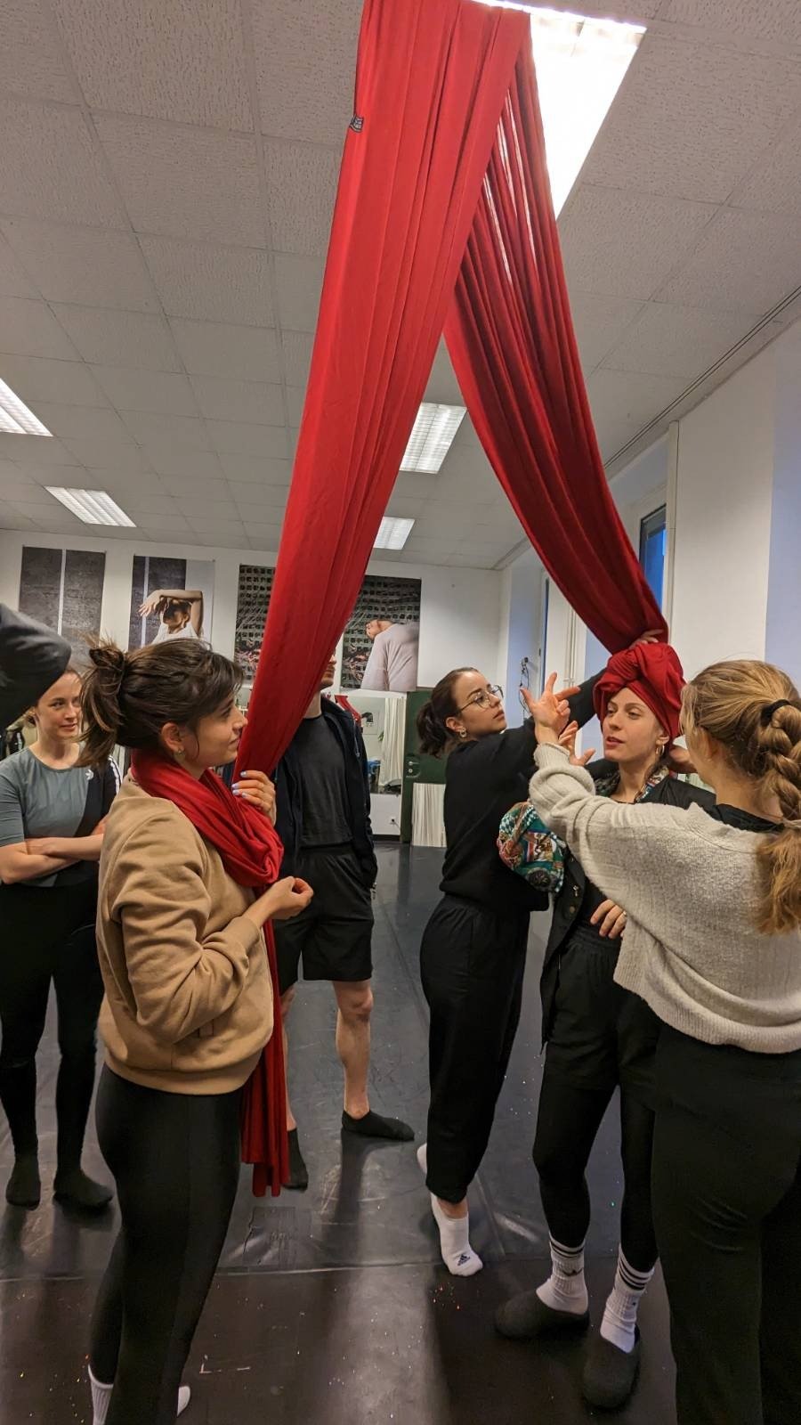 anima_fabrik_performance_contemporary_dance_art_vienna_wien_creative_cluster_ dance school_studio_kk.jpeg