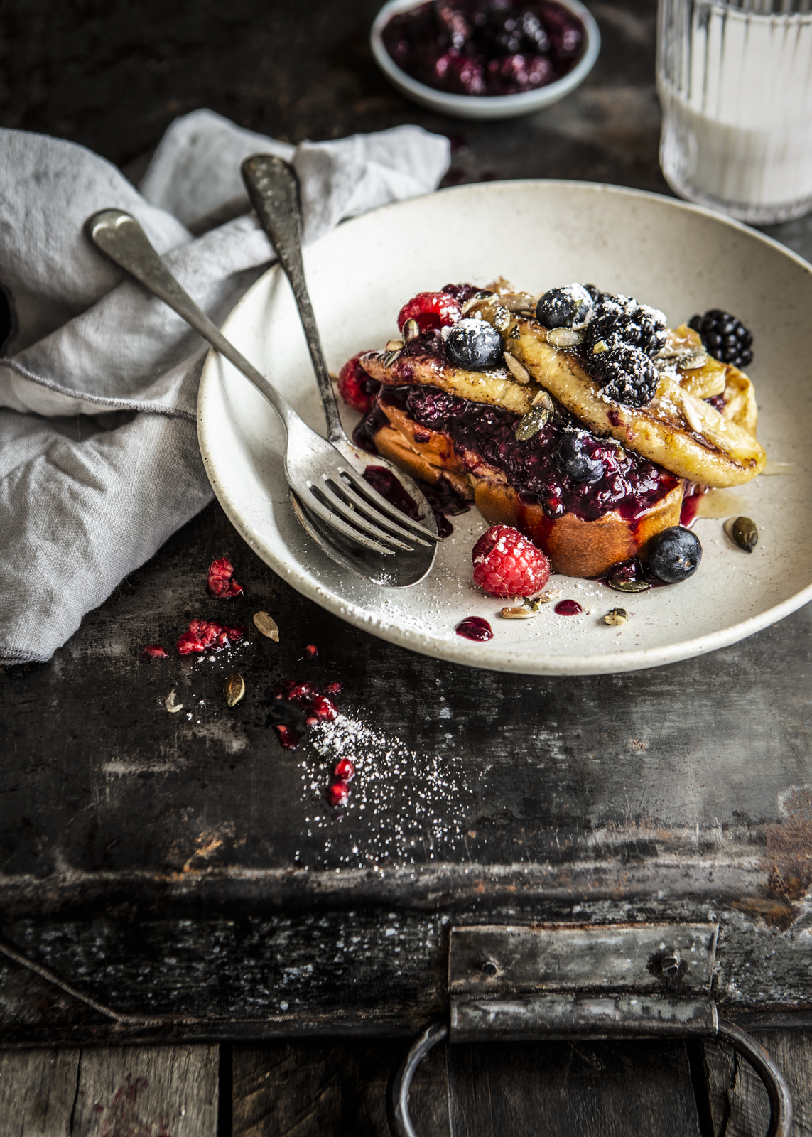 Dessert dish with fruit
