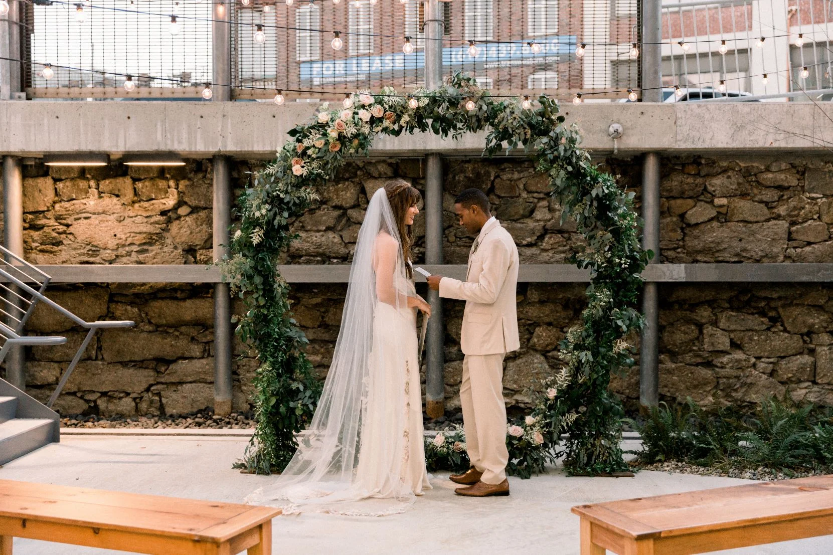 artists-for-humanity-industrial-bohemian-wedding-daylynn-designs189.jpg