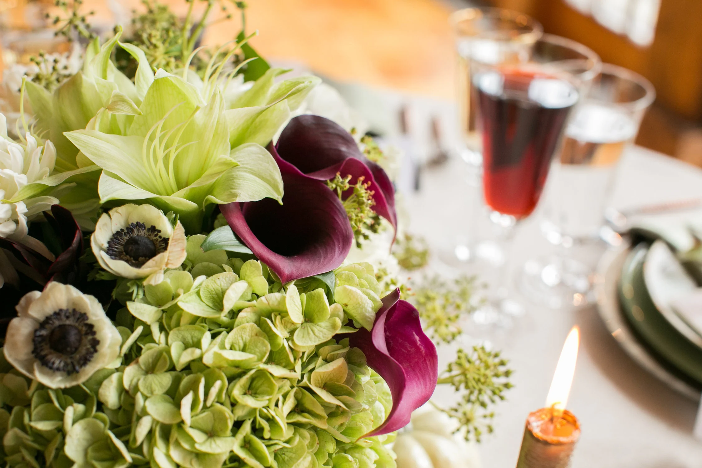rustic-fall-friendsgiving-red-lion-cohasset-daylynn-designs074.jpg