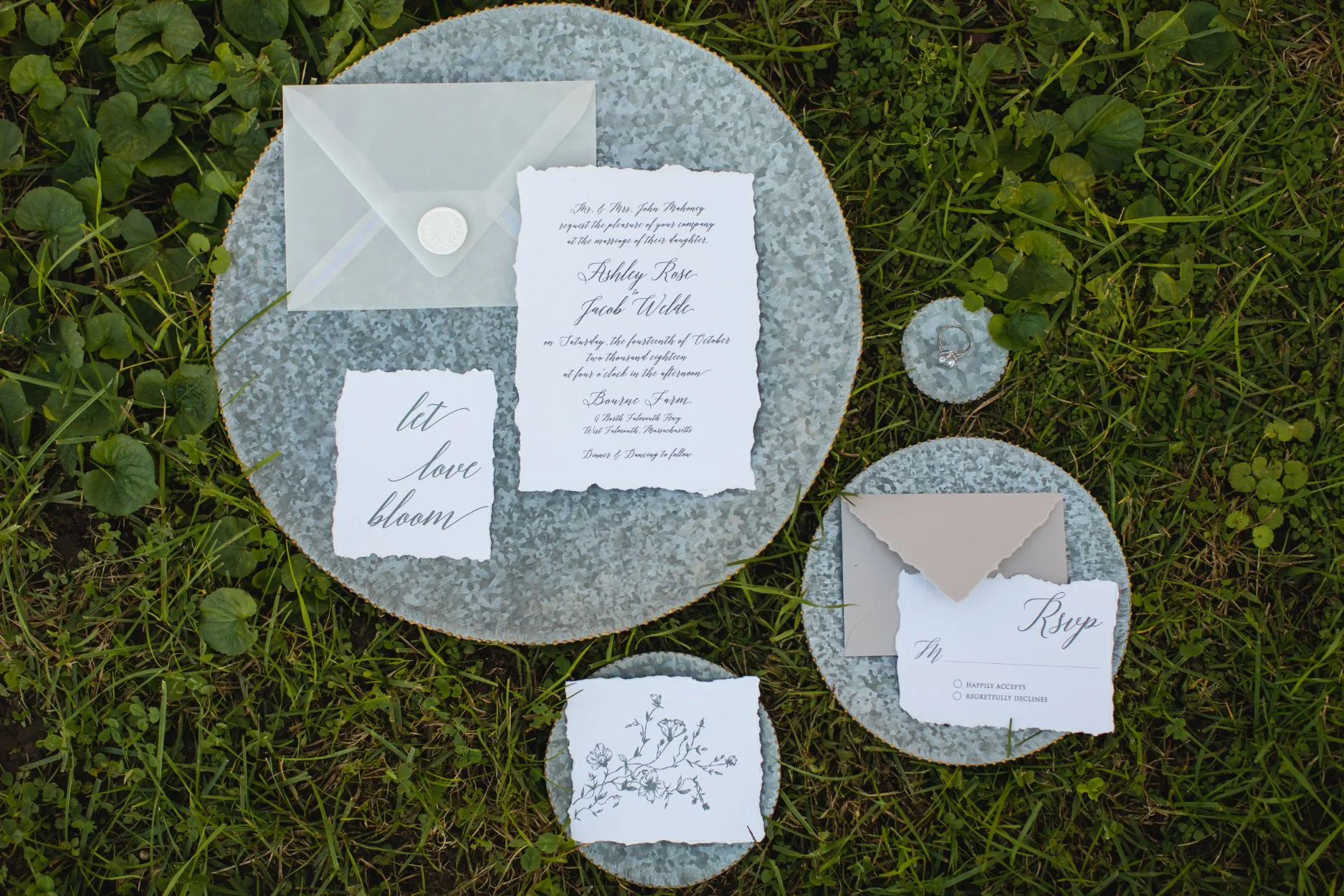 elevated-locale-bourne-farm-falmouth-wedding-daylynn-designs116.jpg
