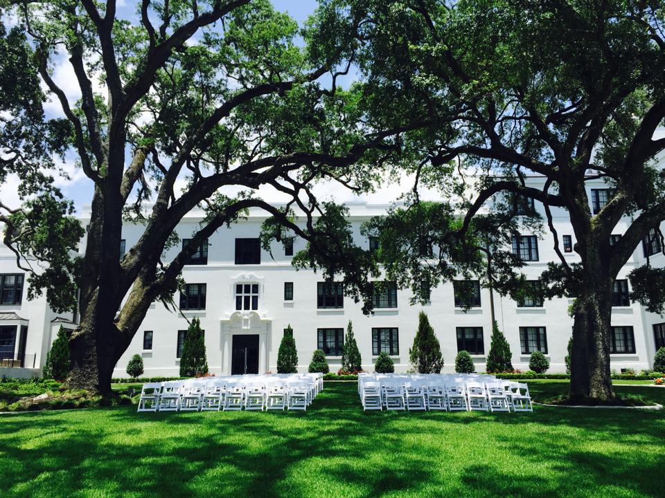 Front lawn chairs.jpg