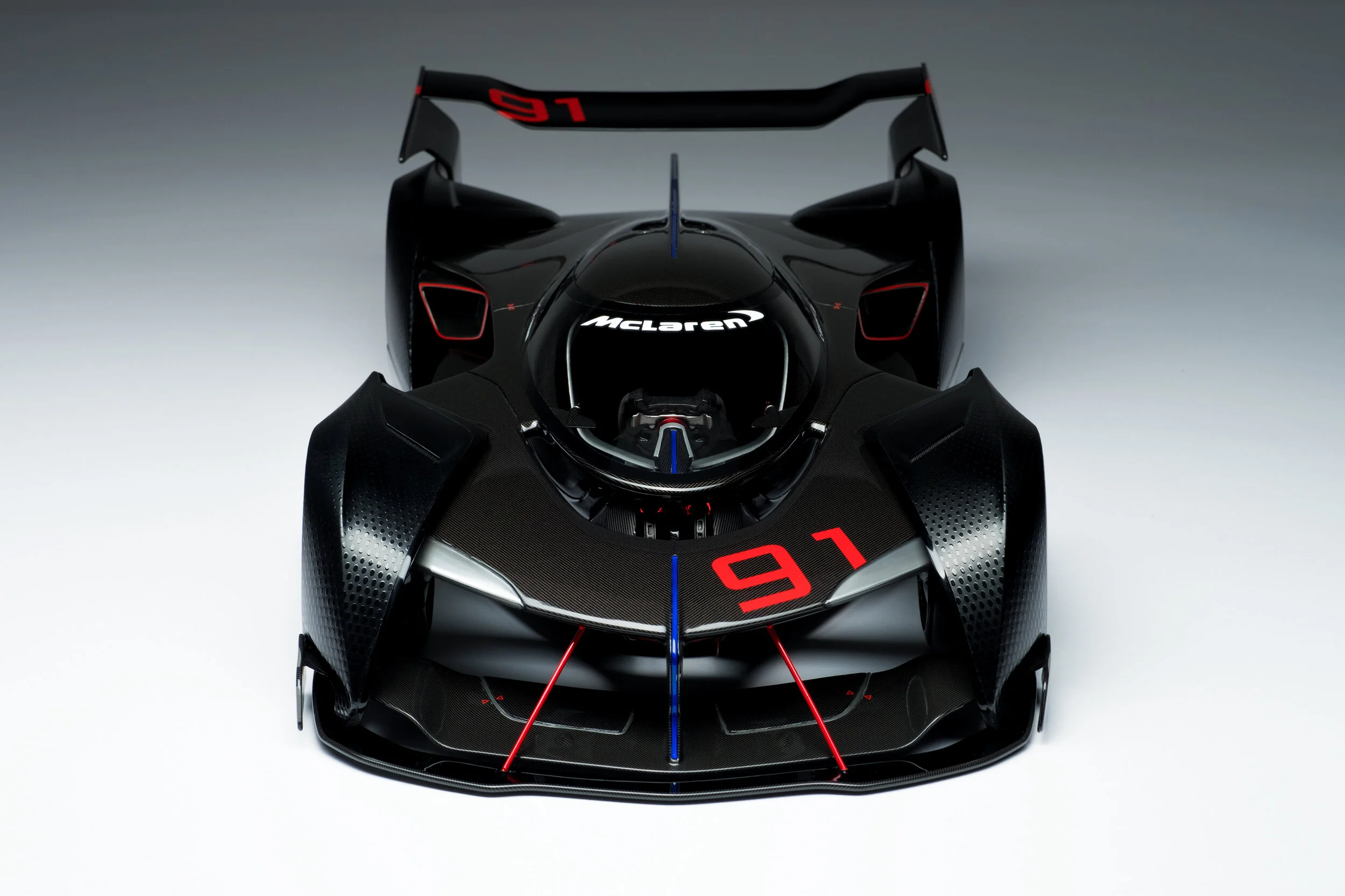 McLaren Vision GT - Noir de Noir Spec.jpg