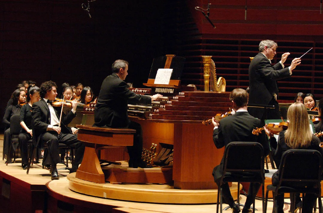 Alan Morrison at the premiere of Sessler’s Organ Concerto -with the Curtis Symphony Orchestra in Philadelphia’s Verizon Hall. (Photo: Pete Checcia)