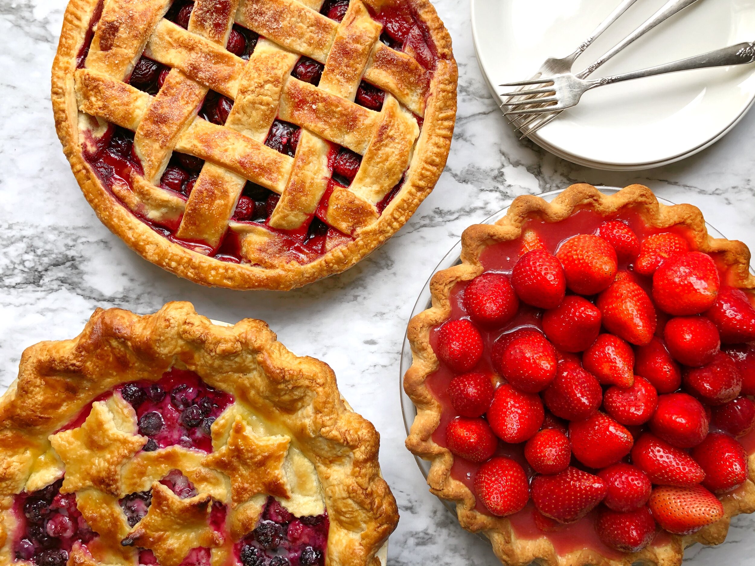 Everything you need to know to bake a delicious summer fruit pie, via