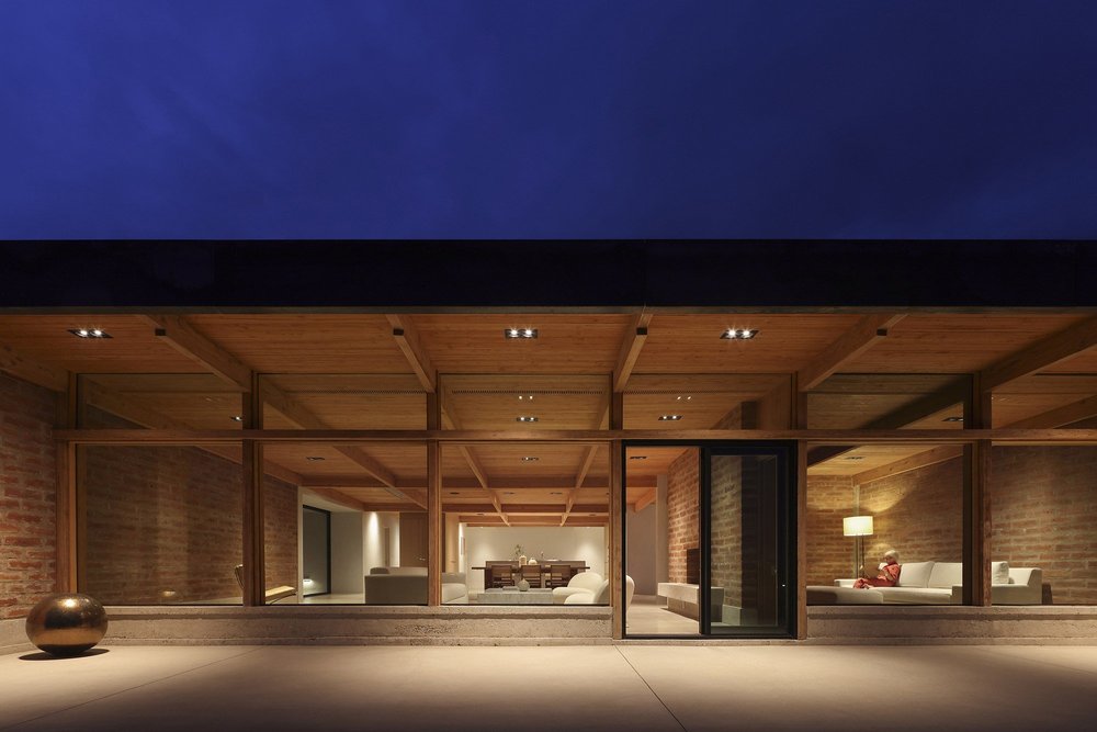 Casa Luce publication image