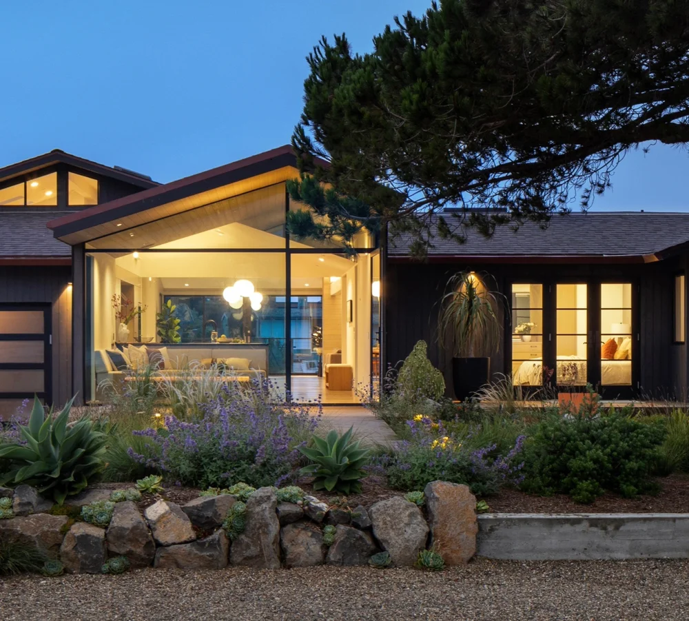 Double View House publication image