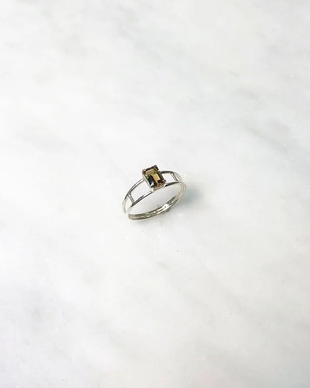 Bright, shiny, and new ✨ 
Tourmaline and sterling silver, hand fabricated. .
.
#tourmaline #jewelry #handfabricated #finejewelry #ring  #silver #jewelrydesigner #shiny #stones