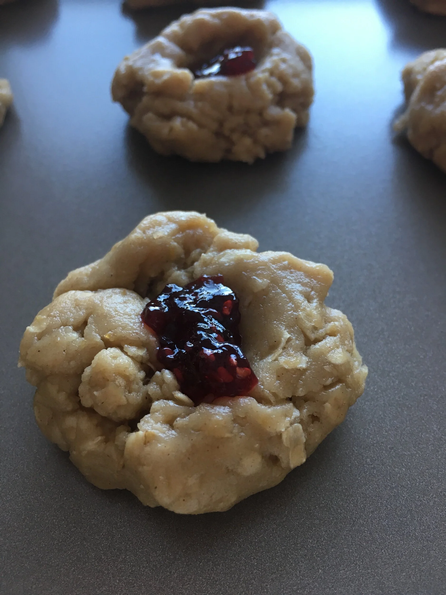 Jelly Stuffed Oatmeal Cookies