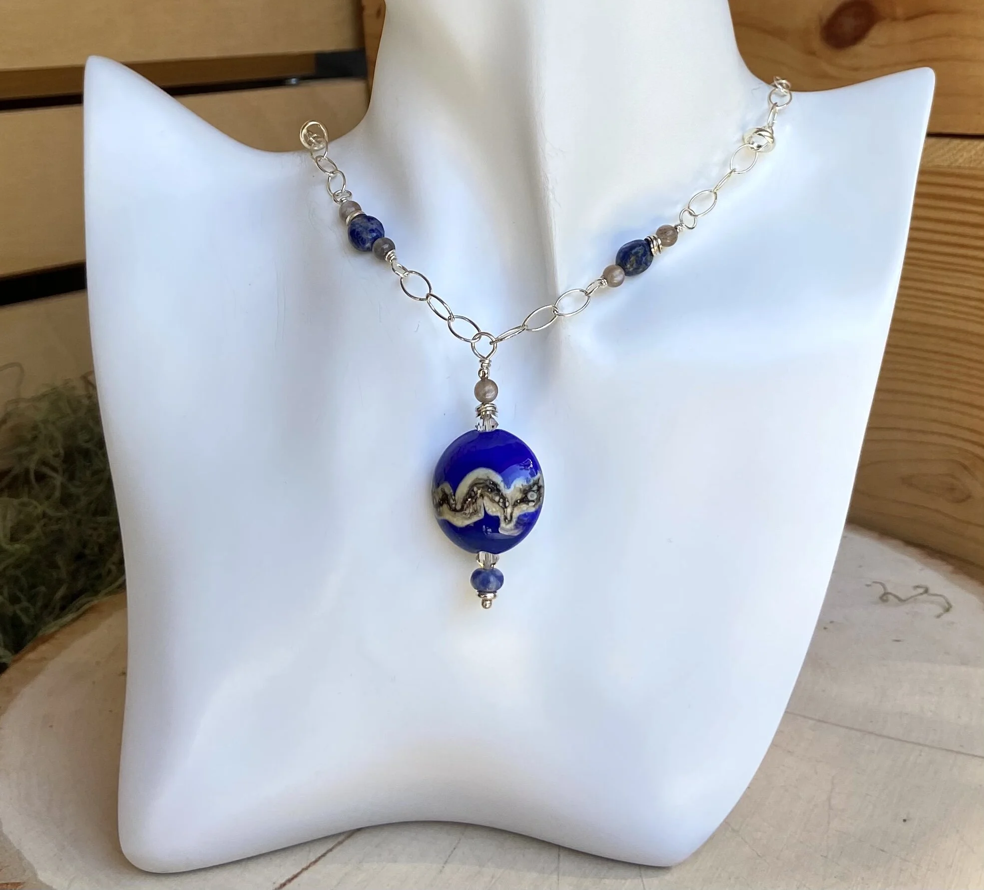 Deep Blue Divine Necklace