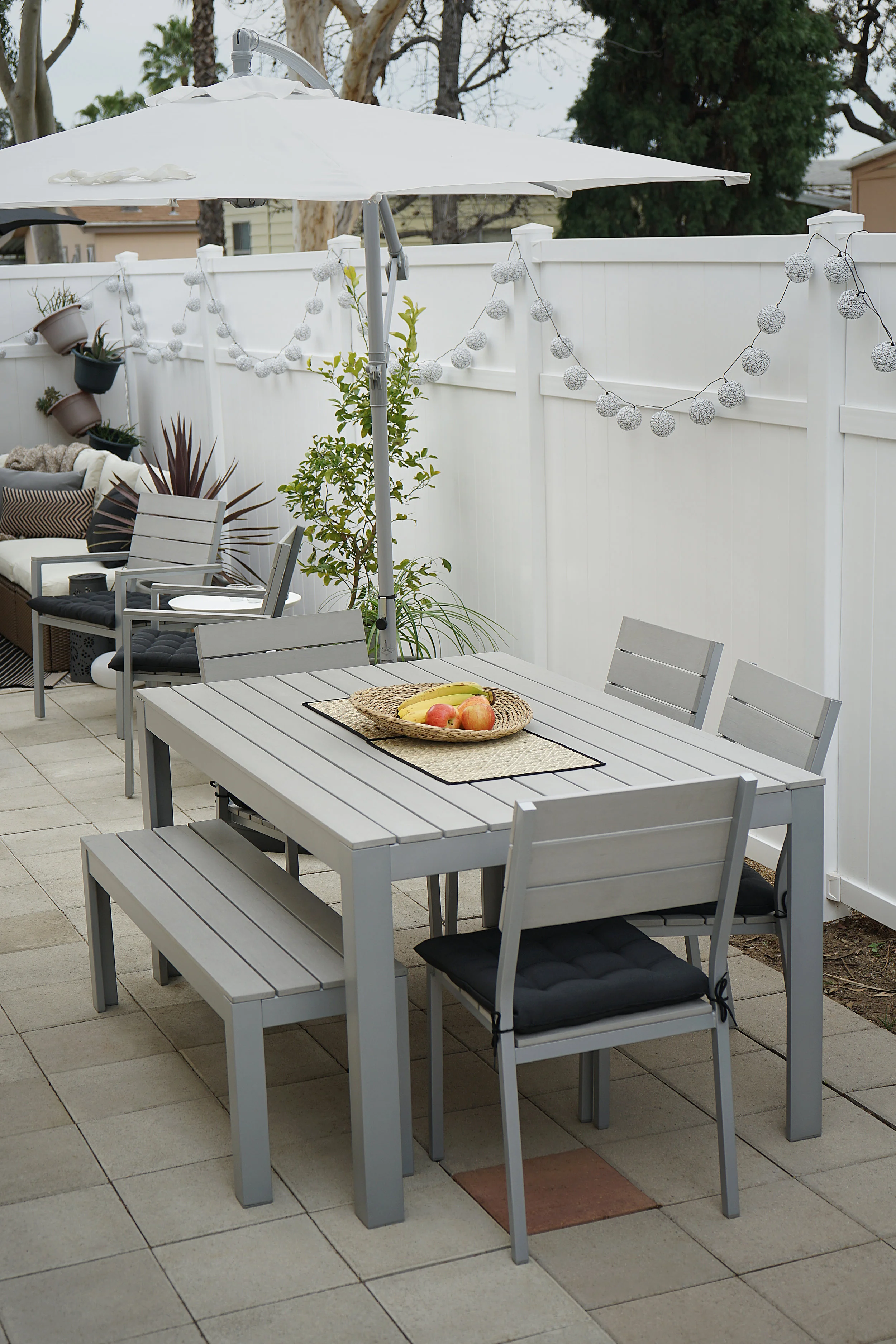 FALSTER dining table set 01.jpg