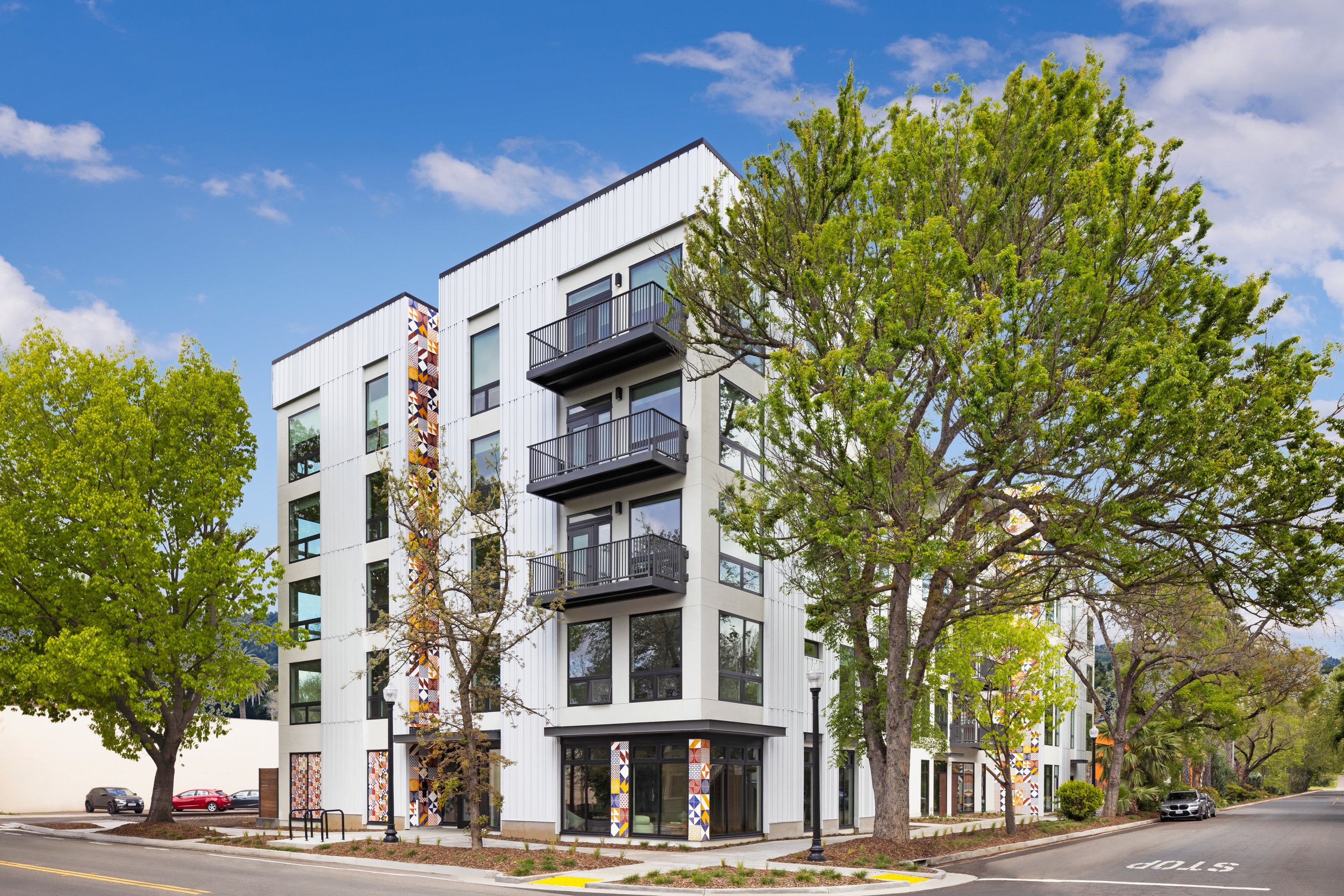 20TH PLACE APARTMENTS