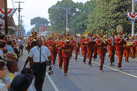 Centennial+Parade+-+Color+Photo.jpg