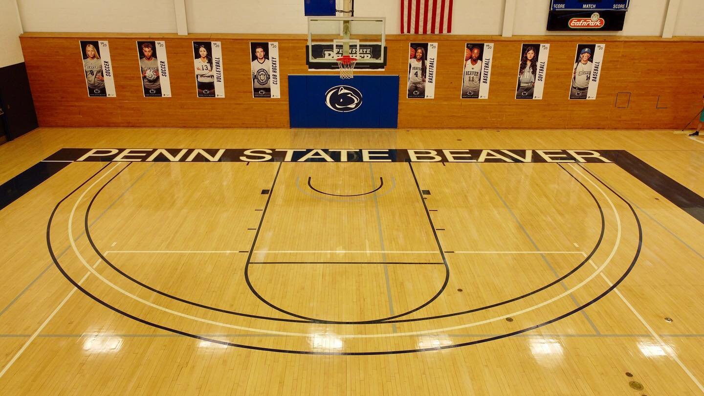 Recoating work done at Penn State Beaver Campus. Check out our YouTube/website for timelapses and more! 
#gymnasium #gymflooring #basketballcourt #pennstate #pennstatebeaver #poloplaz