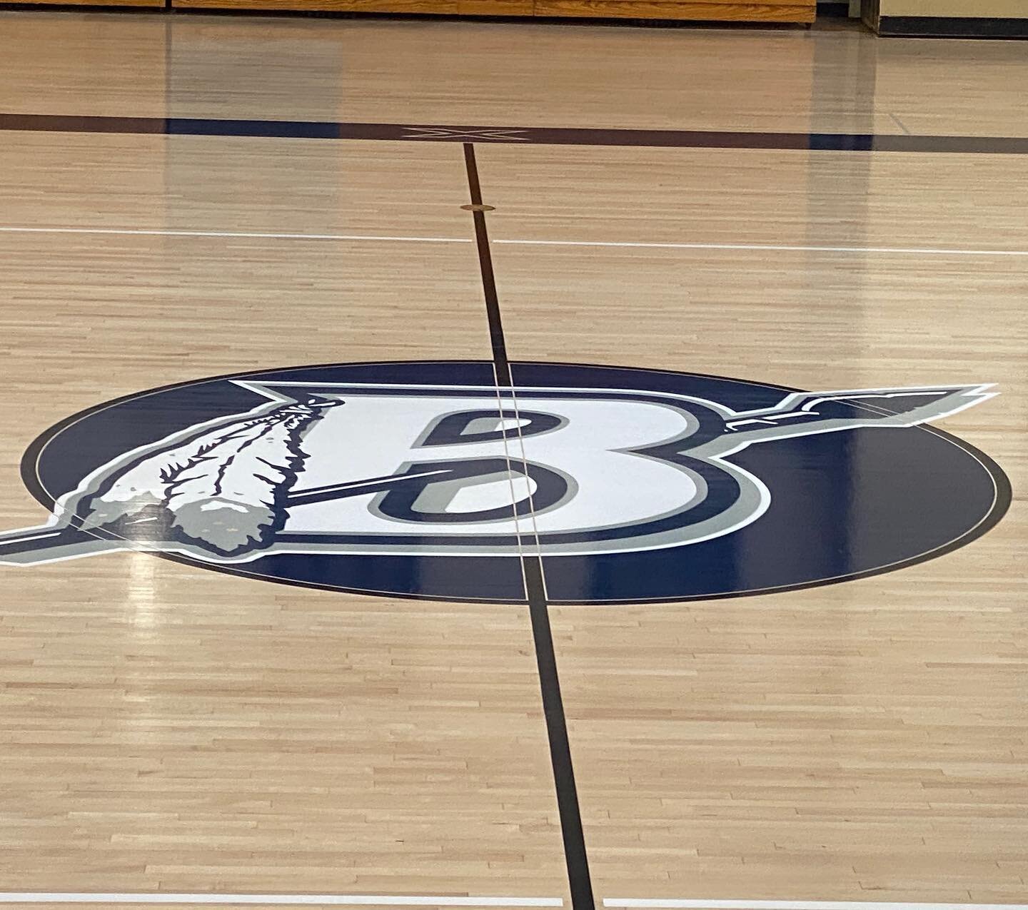 Brookville Sanding 
#poloplaz #sherwinwilliams #gymfloor #basketballcourt #brookvilleraiders