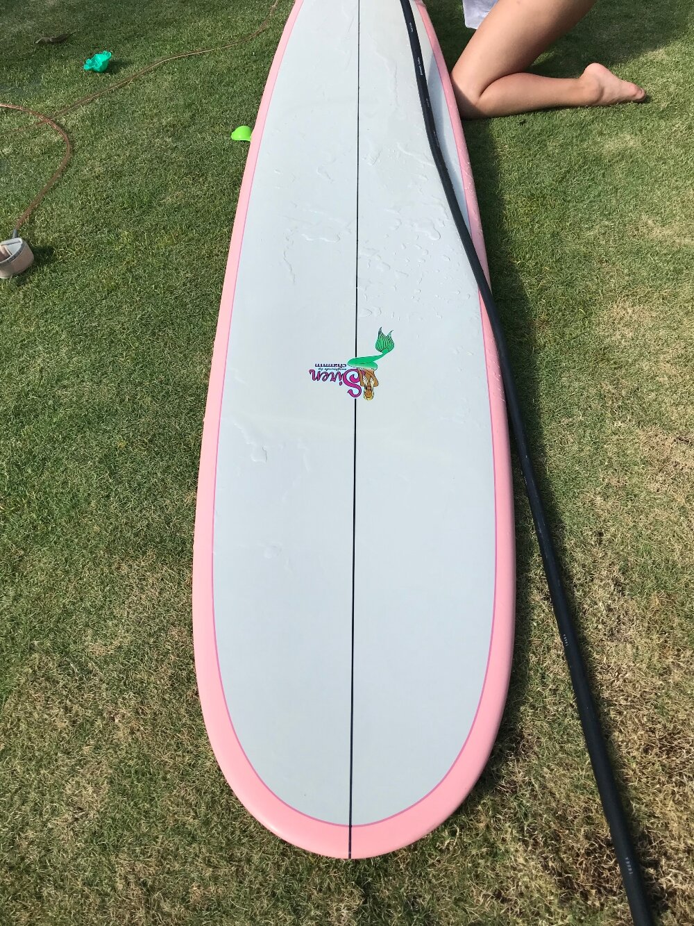 Moms-Goop-cleans-surfboards-hawaii-08.jpg