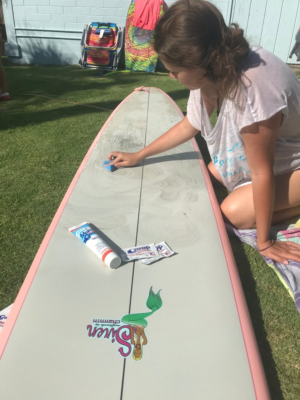 Moms-Goop-cleans-surfboards-hawaii-a-12.jpg