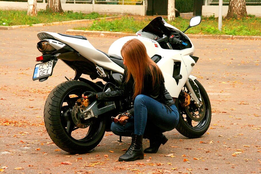 girl-motorcycle-leather-jacket-ride.jpg