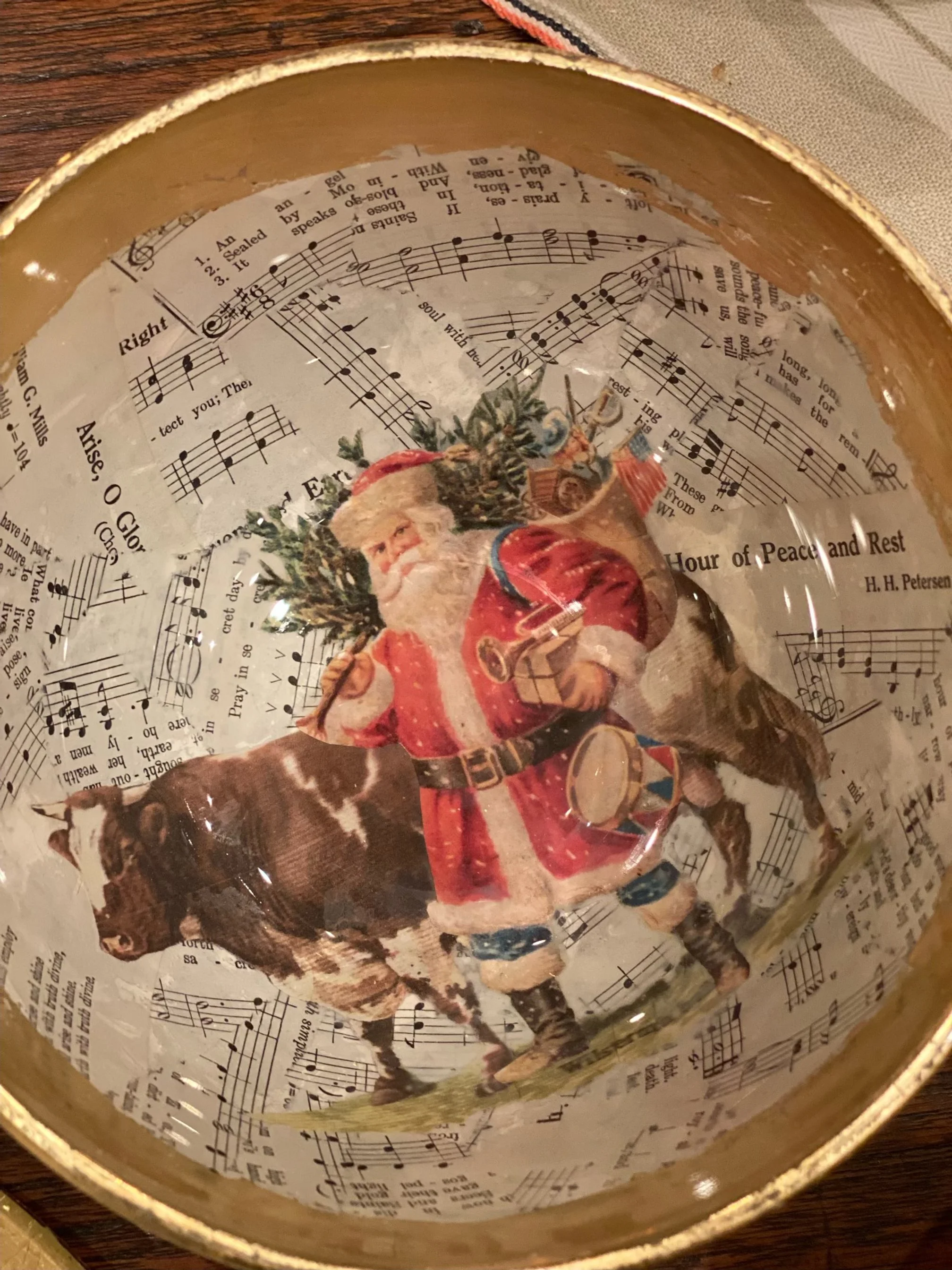 Découpage Bowl