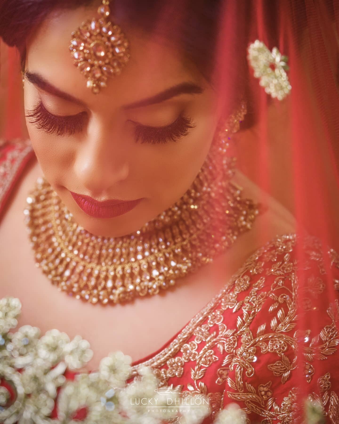 A portrait of Raj on her wedding morning. This one taken only moments before being on route to the Sikh temple. I can't wait to share more from this beautiful wedding.

Hair and makeup - @harveys_bridal_academy_ 

www.luckydhillon.com
#luckydhillonph
