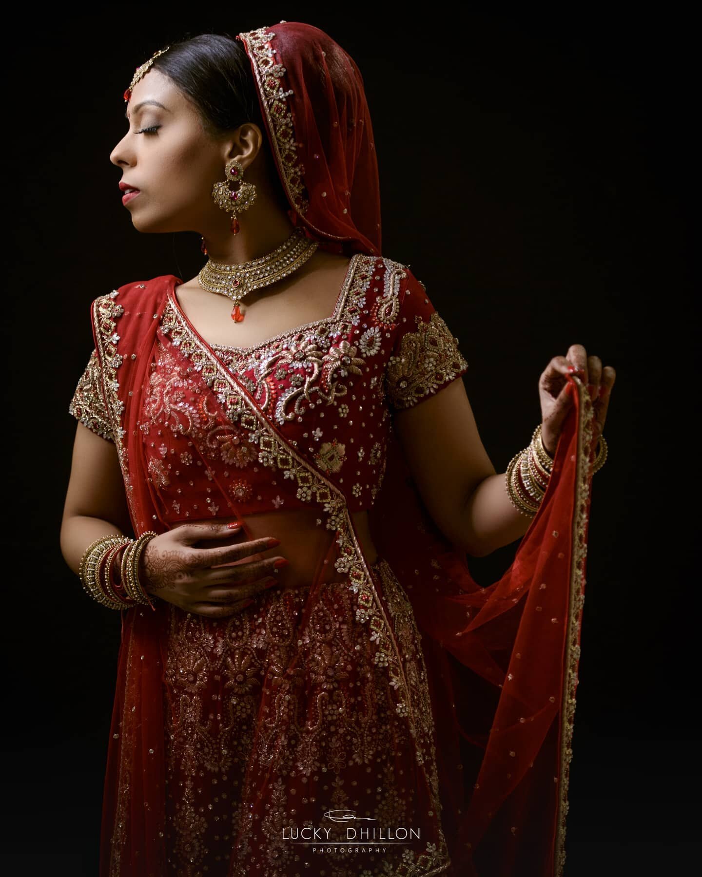 The beautiful bride Poonam. Just so happens to be my good friend from secondary school. Thank you for inviting me to photograph your and Anup's incredible wedding.

www.luckydhillon.com
#luckydhillonphotography
