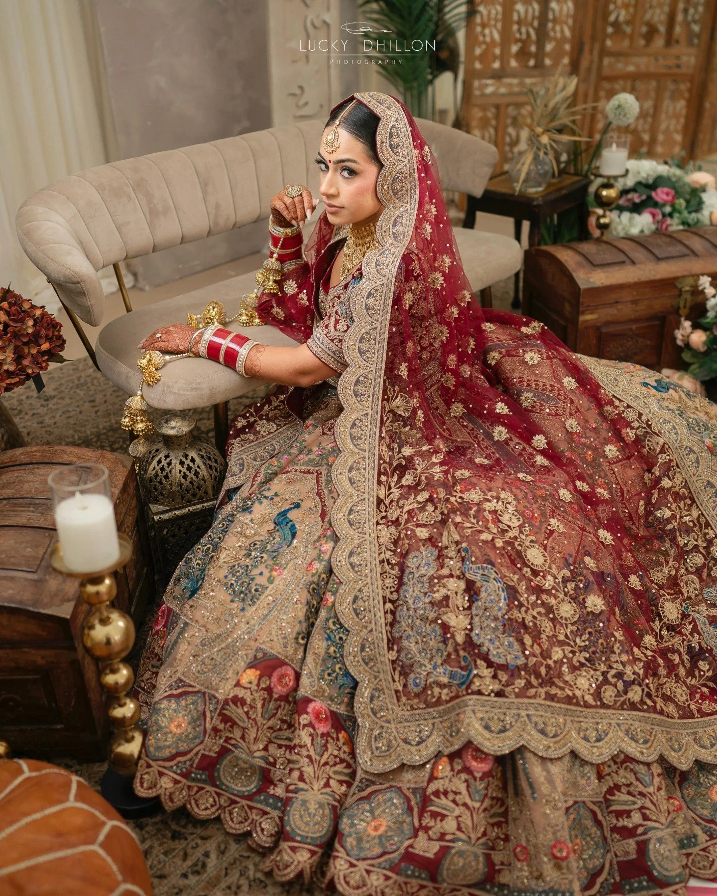 Soft light, quiet elegance, Ravneet&rsquo;s bridal morning felt like a timeless editorial.

#luckydhillonphotography

Photography: @luckydhillonphotography
Cinematography: @ranveermedia
Decor: @viridianeventco
Outfit: @frontierraasuk @frontierraas
HM