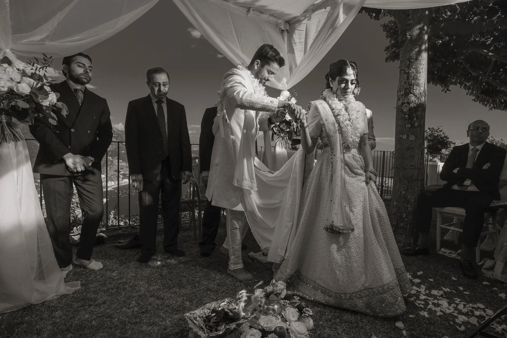 Hindu Wedding Photography 18.jpg