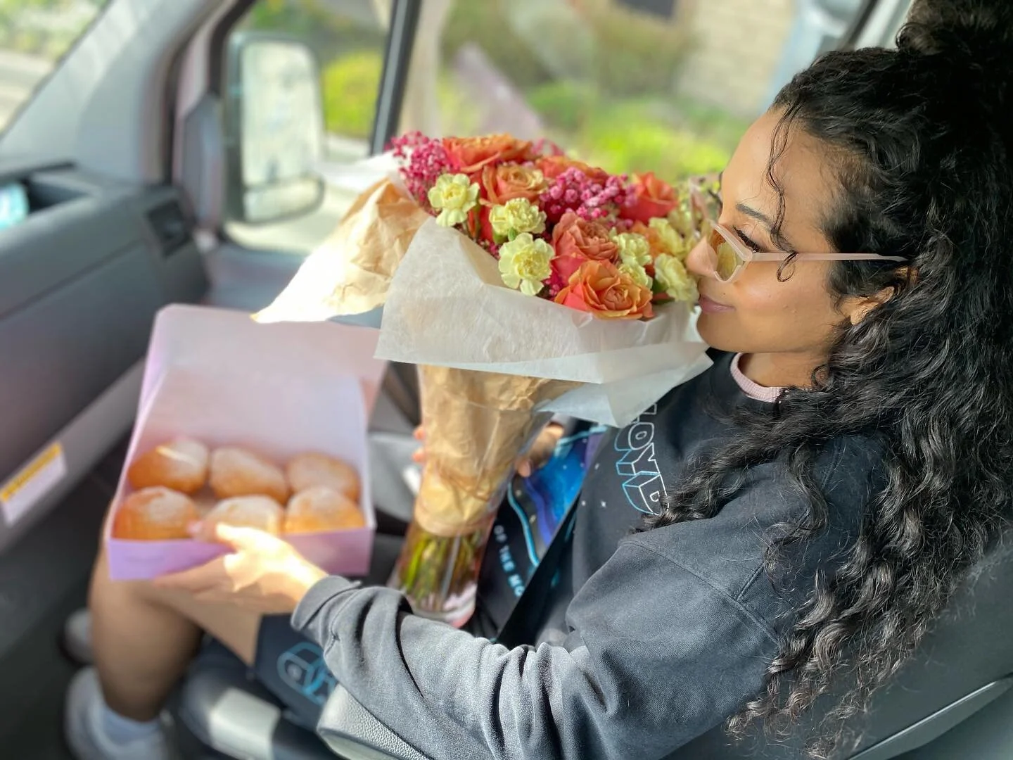 🥰 “ Love is like a flower; they open only when the time is right.” – Stephen Richards
🍩 @papillonbakery 
#model #fashion #photography #love #style #instagood #photooftheday #beauty #like #instagram #beautiful #follow #photo #art