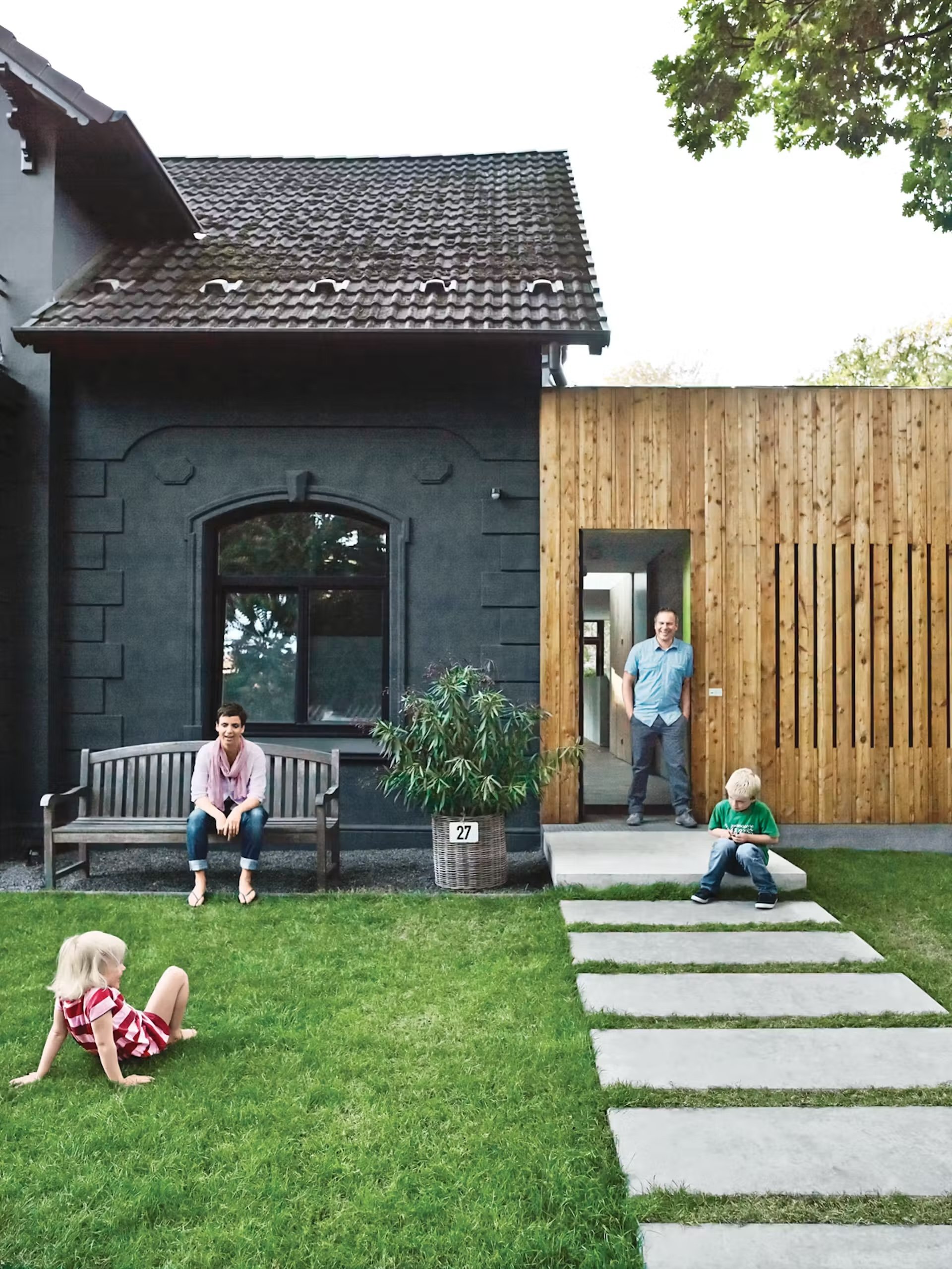 Welcome To The Market You’re Actually In (Turns Out, Life Doesn’t Read Property Headlines)