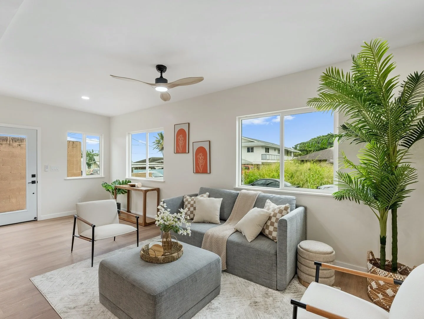 Soft textures, clean lines, and just the right pop of warmth&mdash;this living space is all about modern comfort. Staged to help buyers feel at home the moment they walk in.

#yourhomemyoasis
