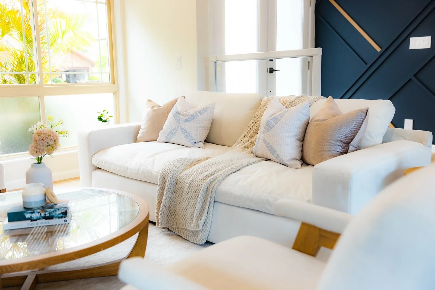 This space feels as good as it looks. Clean lines, natural light, and a palette that makes everything feel a little more relaxed.

Have a listing coming up? Let&rsquo;s make sure it shows at its best.

#yourhomemyoasis