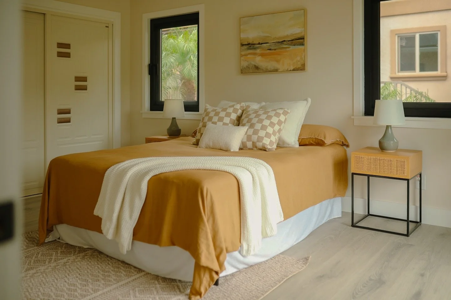 From empty to inviting ✨ Staging transforms a space into a home buyers can imagine themselves in. Swipe to see the before of this project we recently styled.

#OasisStaging #BeforeAndAfter #HomeStaging #InteriorDesign #RealEstateStyle #StagedToSell #