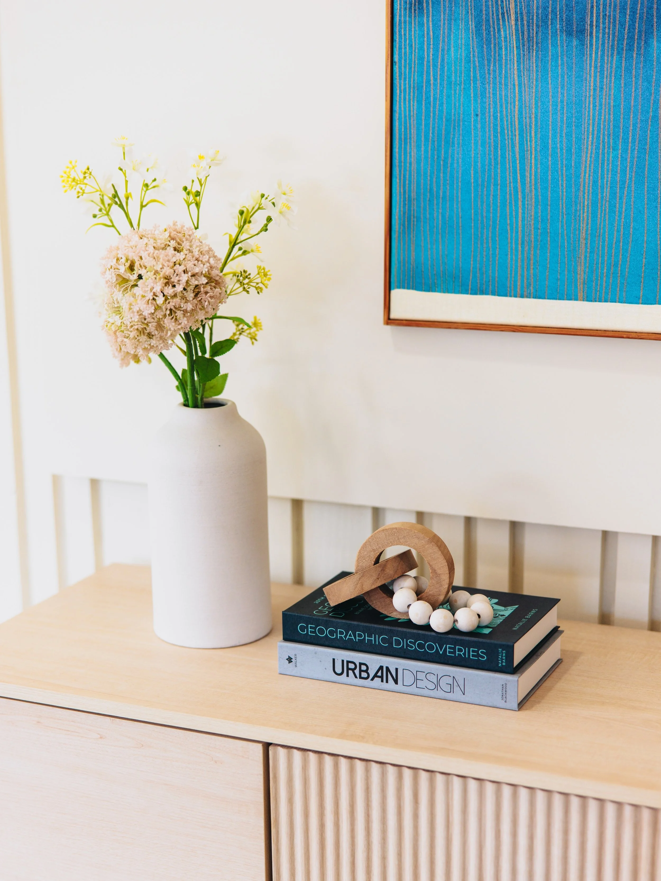 Buyers can't articulate why one listing feels finished and another feels staged. This is the difference 💐

#yourhomemyoasis