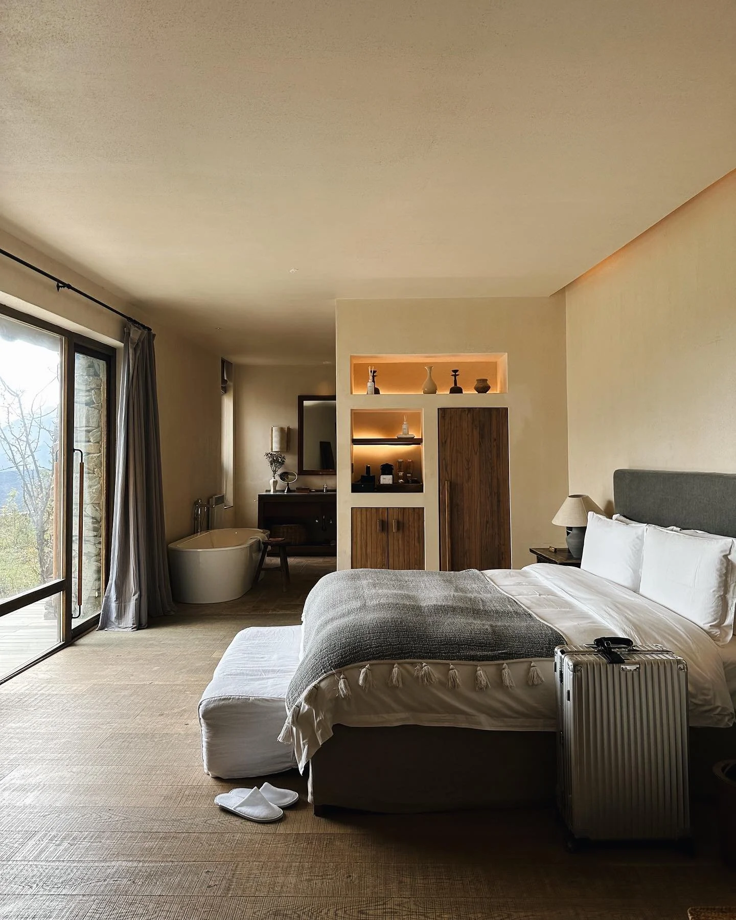 Sunyata, Meili Snow Mountains